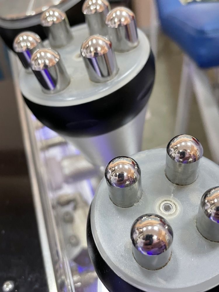 E74352F1-32CF-43A3-8285-AFCD2ADF4F90